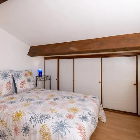 Duplex A 500 M Du Port D'hyeres Lesclesdenicole Le Pradet
